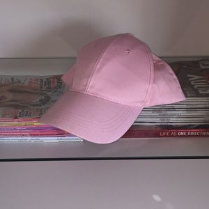 light pink dad hat🌷